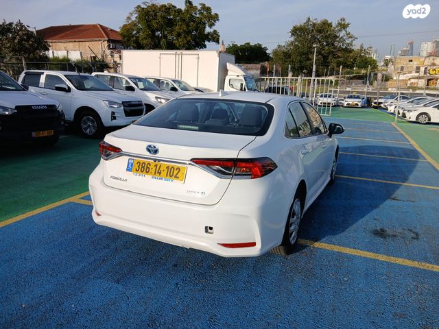 טויוטה קורולה