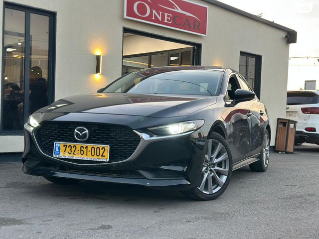 מודעת רכב מאזדה 3