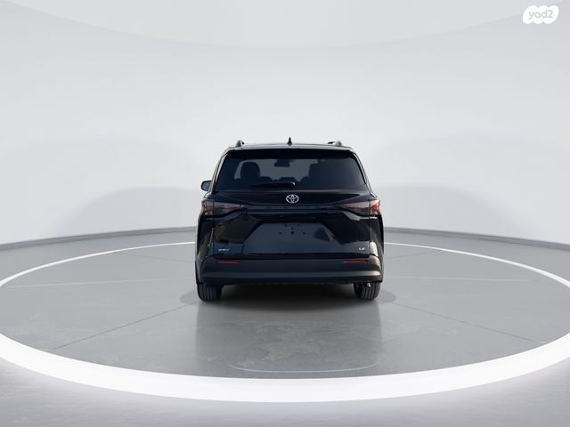 טויוטה סיינה