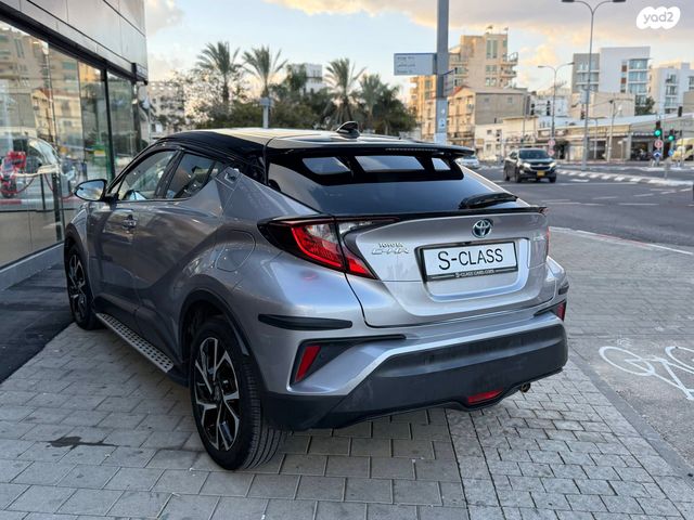 טויוטה C-HR