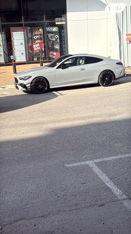 מודעת רכב מרצדס-בנץ CLE