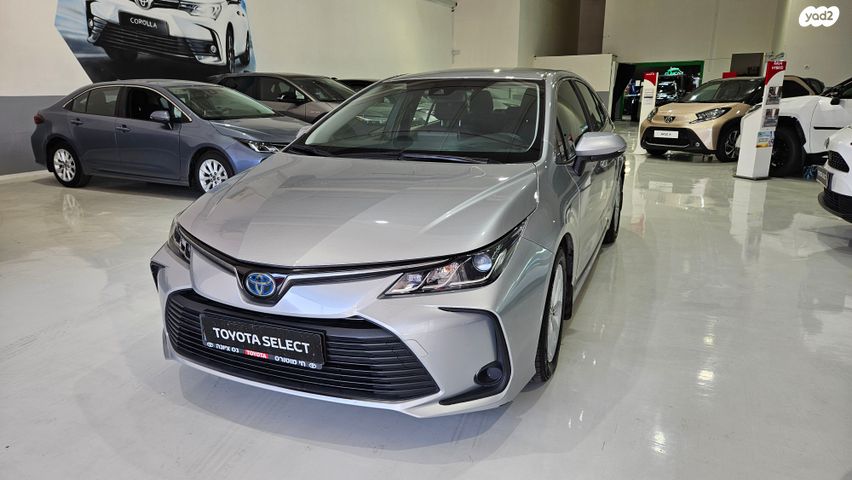 מודעת רכב טויוטה קורולה