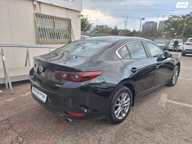 מודעת רכב מאזדה 3 2