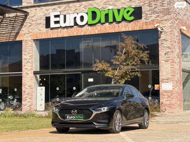 מודעת רכב מאזדה 3