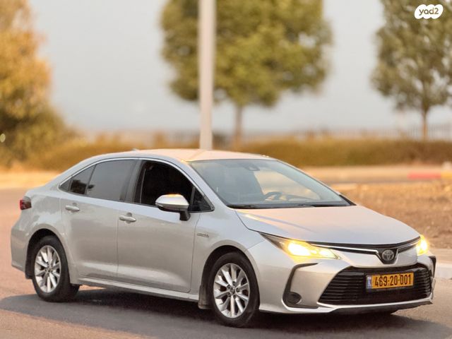 טויוטה קורולה