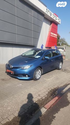 טויוטה אוריס