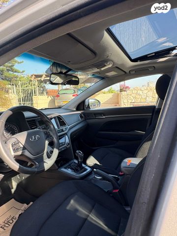 יונדאי אלנטרה