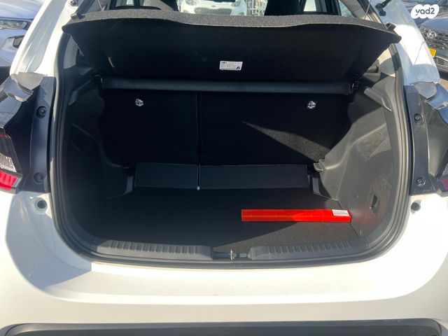 טויוטה יאריס