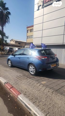 טויוטה אוריס