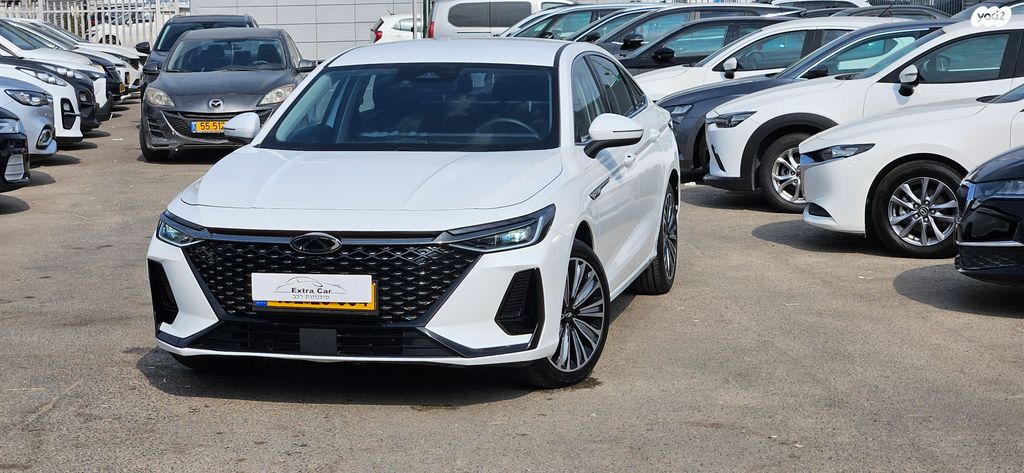 מודעת רכב צ׳רי אריזו 8