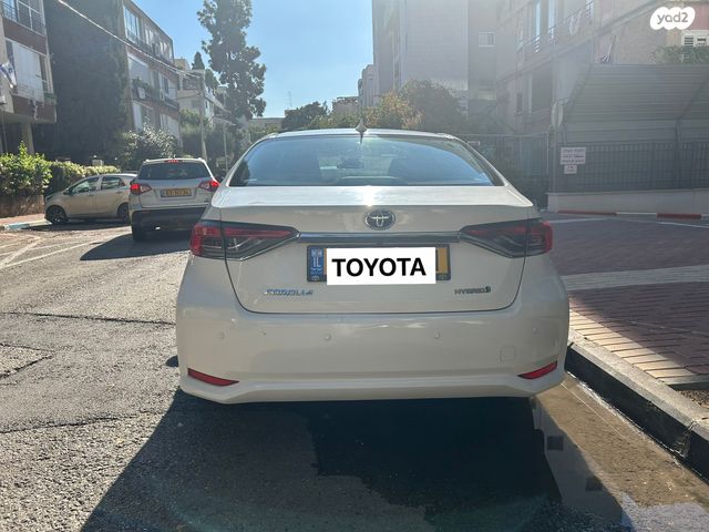 טויוטה קורולה