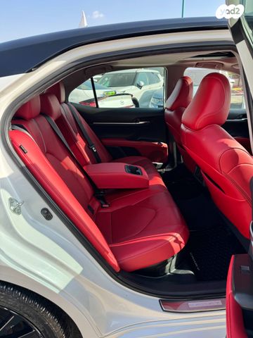 טויוטה קאמרי