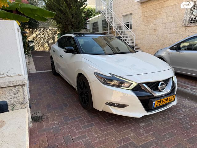 מודעת רכב ניסאן מקסימה