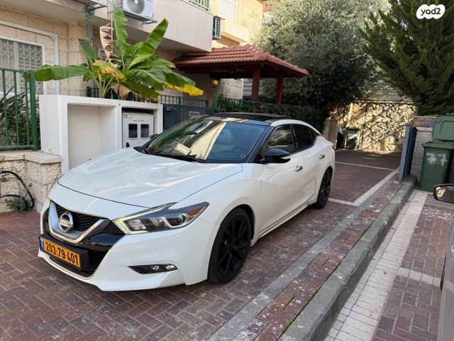 מודעת רכב ניסאן מקסימה 1