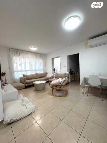 שמחה הולצברג 5