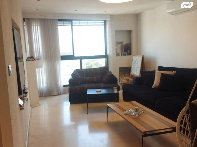 אריה בן אליעזר 56