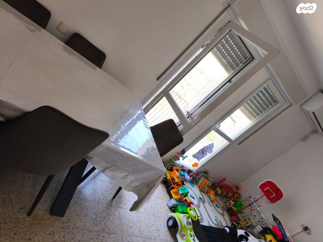 דירה, פסח חברוני 122, קרית היובל, ירושלים