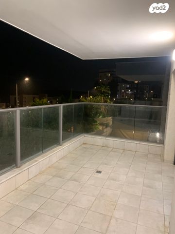 דירה, אחדות 5, בצוותא, חריש