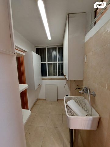 דירה, קדושי קהיר 28, נאות רחל, חולון