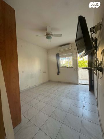 בית פרטי/ קוטג', גורדון 10, נווה רמז, חולון