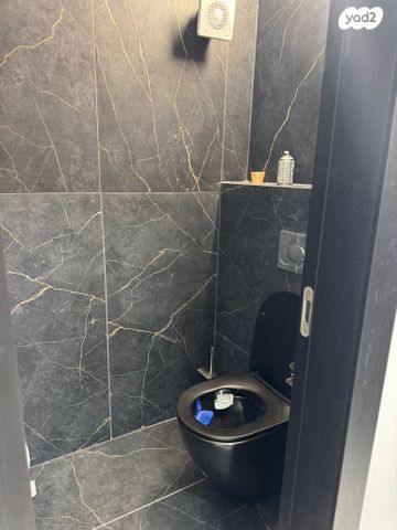 דירת גן, אפרים 16, מרכז העיר, סביניה, הוותיקה, קרית ביאליק