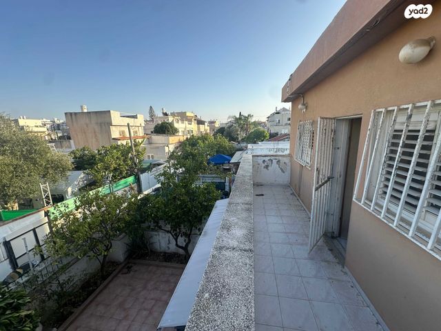 בית פרטי/ קוטג', גורדון 10, נווה רמז, חולון