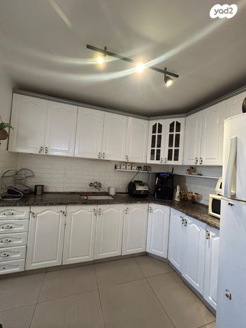 דירה, שדרות גת 100, הקוממיות, קרית גת