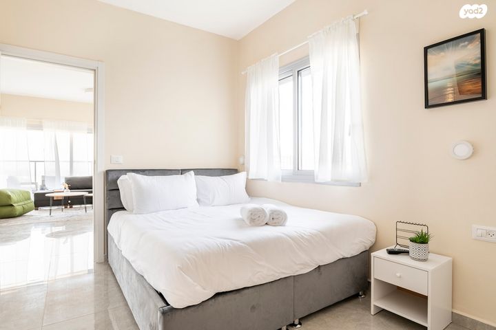 דירת גן, השקד 1, מגדל