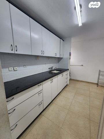 דירה, רחבת הר הצופים 1, גליקסון, קרית גת