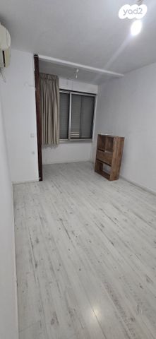 דירה, אחים קיבוביץ' 7, ב' / צפון מערב העיר, רחובות