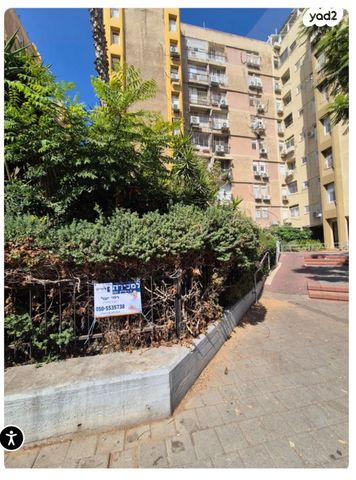 קדושי קהיר 28