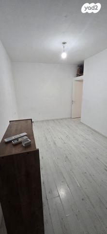 דירה, אחים קיבוביץ' 7, ב' / צפון מערב העיר, רחובות