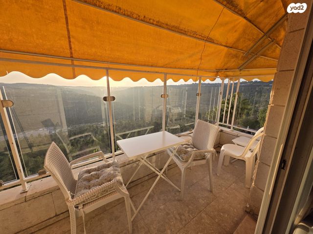 גג/ פנטהאוז, אריה דולצ'ין 53, גבעת משואה, ירושלים