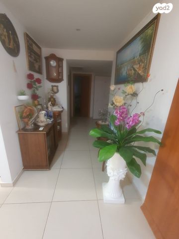 דירה, הלל יפה 22, מרכז העיר, חדרה