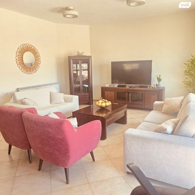 בית פרטי/ קוטג', הרדוף הנחלים 27, גבע בנימין, אדם - גבע בנימין