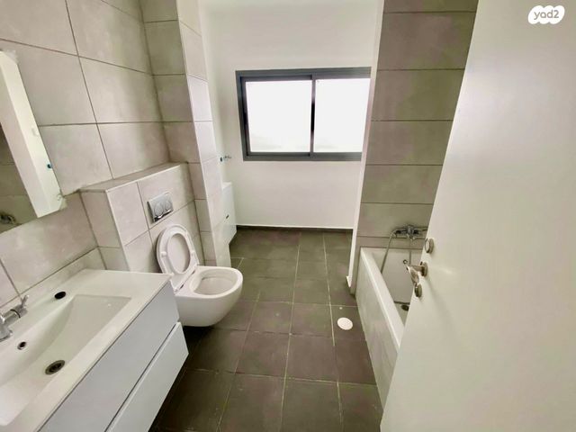 דירה, המכבים 1, המכבים, גבעת זאב