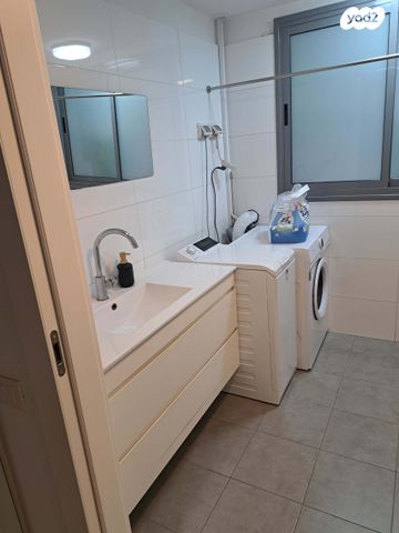 דירה, אסף 22, חרוזים, רמת גן