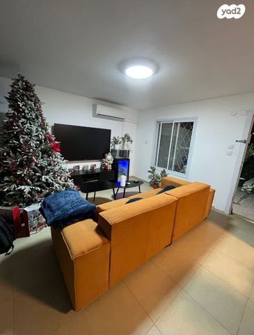 דו משפחתי, דביר 20, נווה מנחם, באר שבע