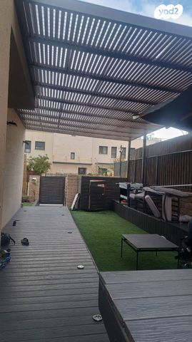 דירת גן, יצחק נבון 3, בצל האורנים, קרית טבעון