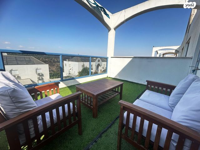 דירה, הזית 80, אורנית, אורנית