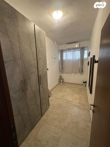 דירה, דניאל 15, לב העיר, בת ים