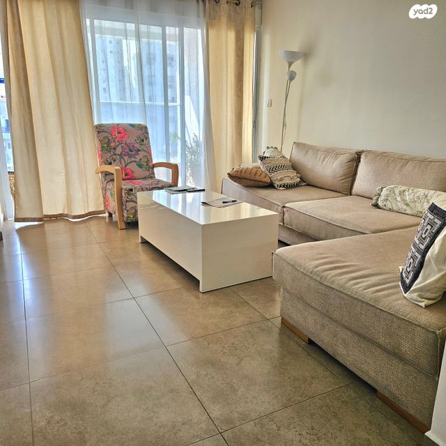 דירה, הכלנית 24, רובע ח', אשדוד