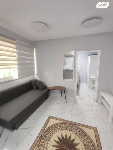 דירה, רש"י 19, שכונה ד', באר שבע