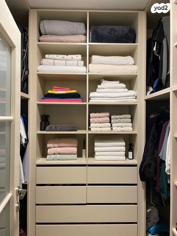 דירה, משה אבן עזרא 1, רובע ה', אשדוד