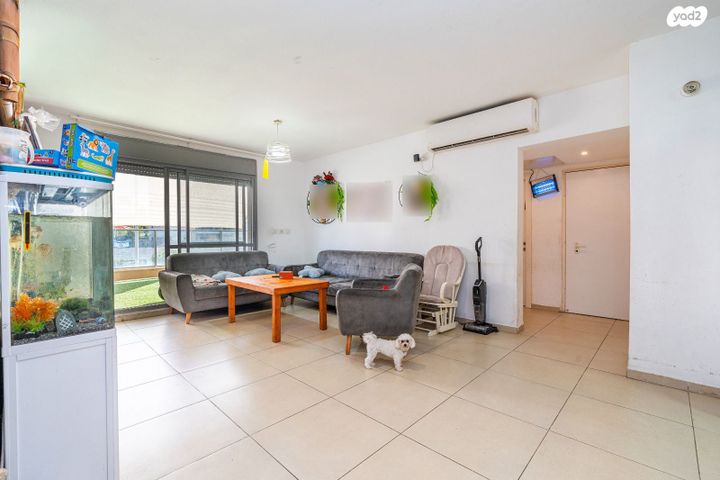 דירת גן, טורקיז 33, אבני חן, חריש