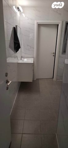 דירת גן, יצחק שמיר 8, נווה שרון / שער העיר, נתיבות