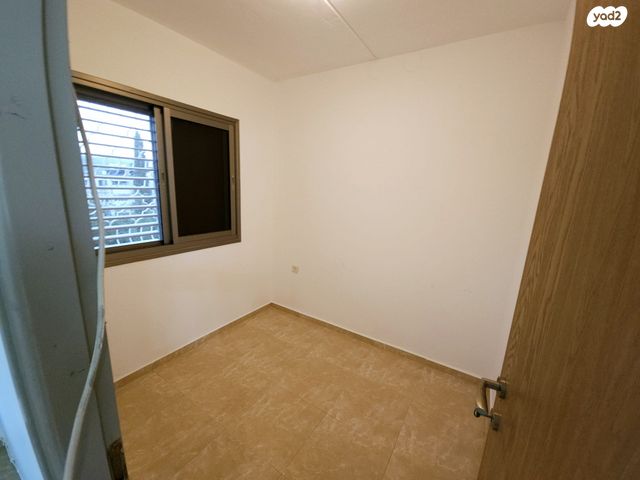 דירה, הפרחים 22, אשכול, כרמיאל