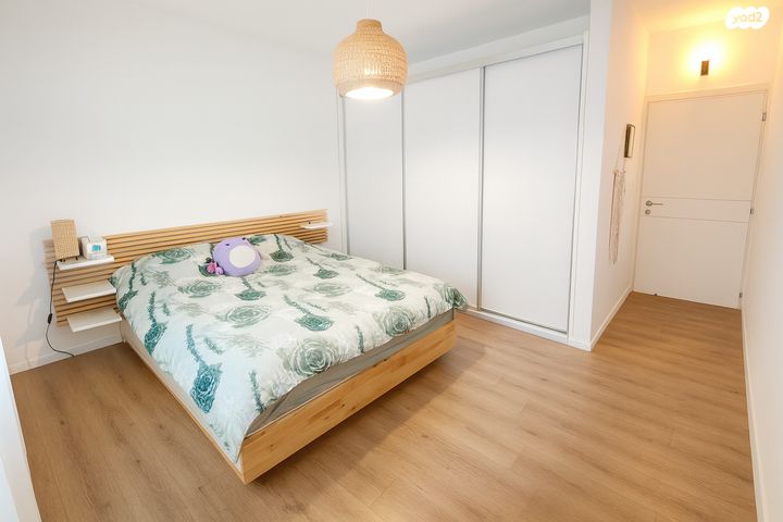 דירת גן, הערמונים 21, מרכז העיר, סביניה, הוותיקה, קרית ביאליק