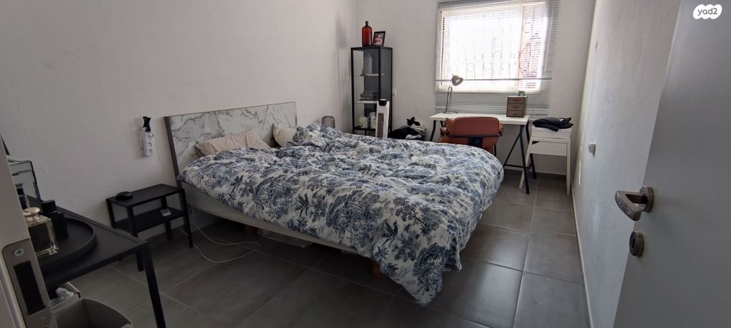 דירה, כצנלסון 82, לב העיר, בת ים