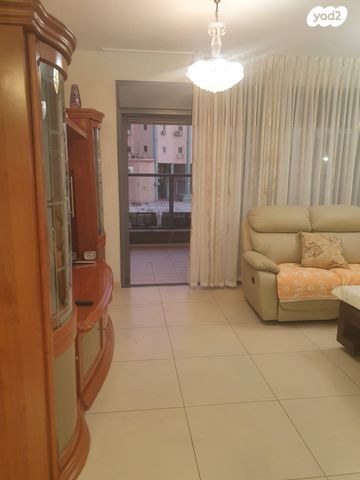 דירה, הלל יפה 22, מרכז העיר, חדרה